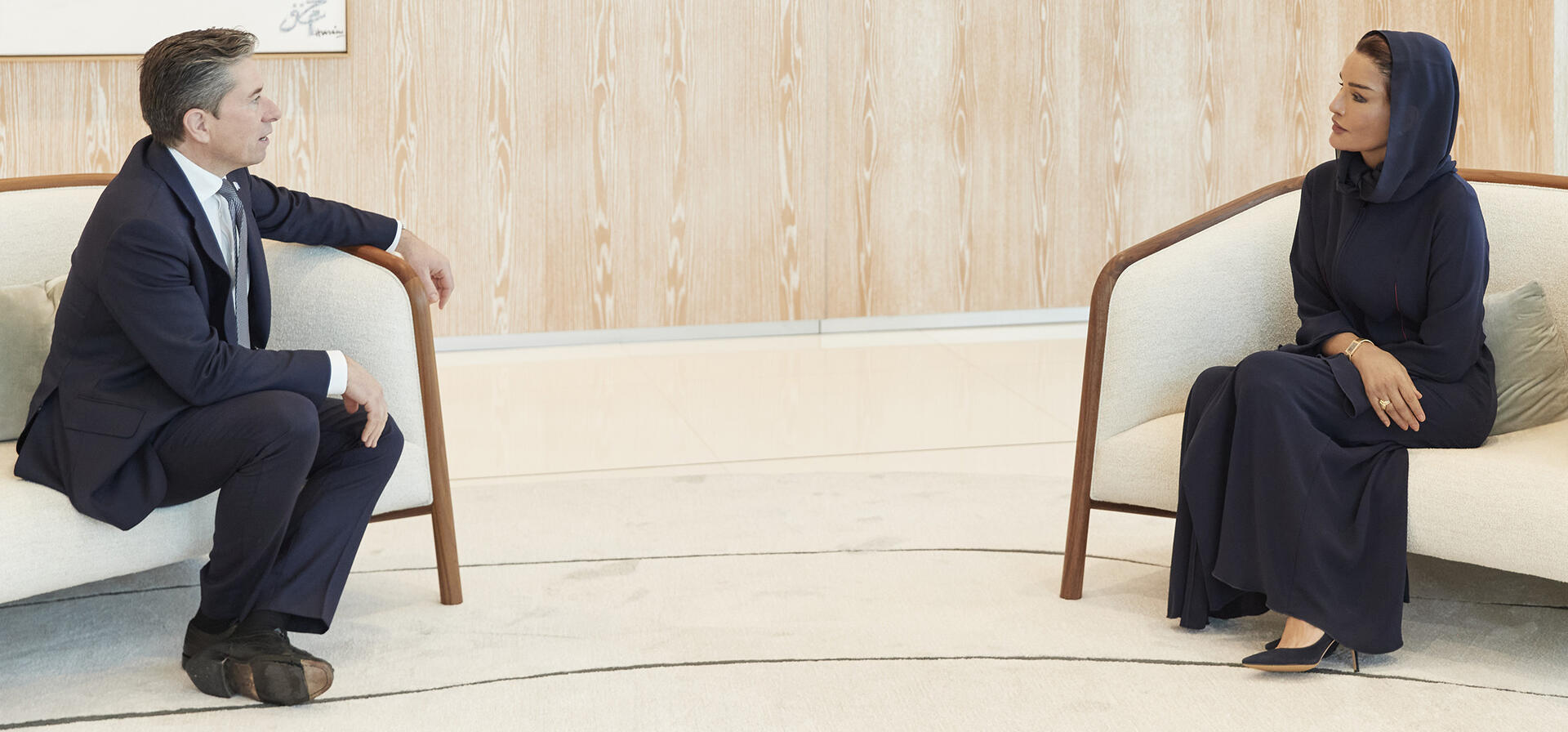 صاحبة السمو تجتمع بوكيل الأمين العام للأمم المتحدة للشؤون الإنسانية ومنسق الإغاثة في حالات الطوارئ