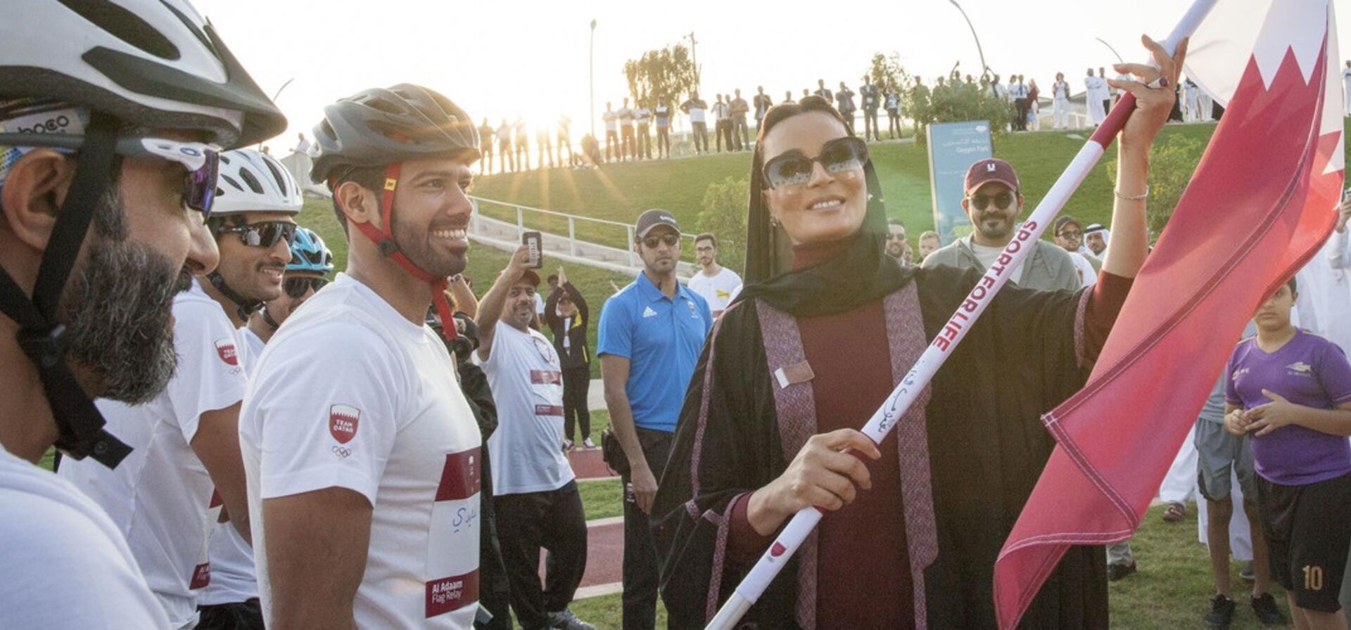 HH Sheikha Moza participates in QF stage of "Flag Relay" 