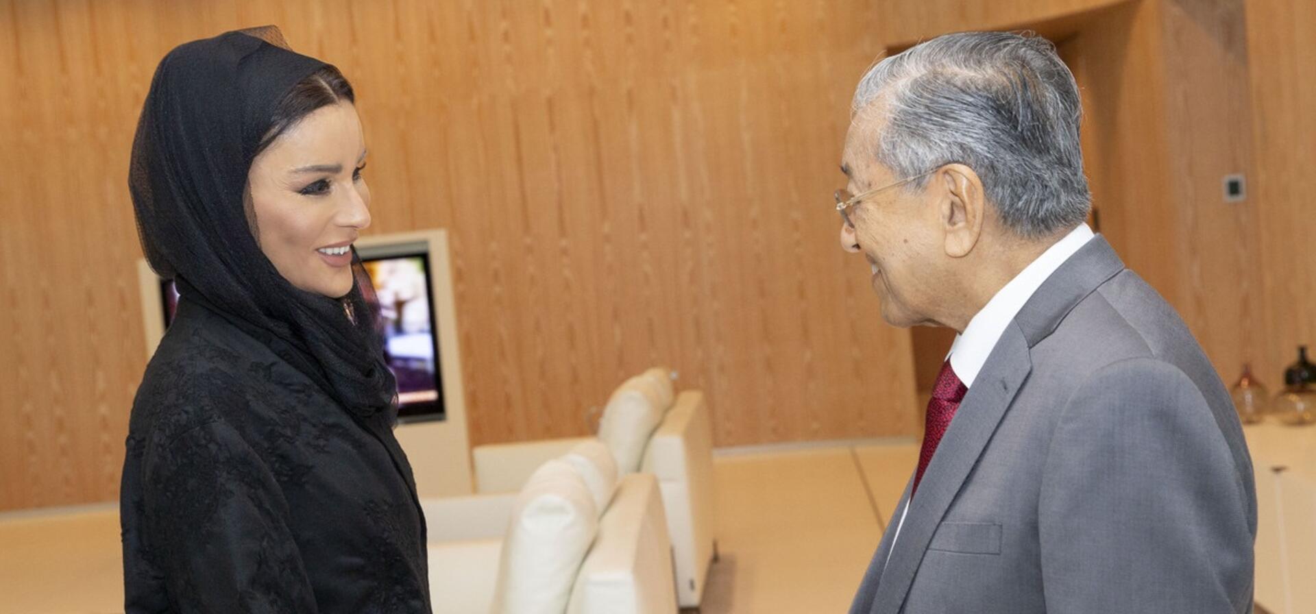 صاحبة السمو تجتمع برئيس الوزراء الماليزي