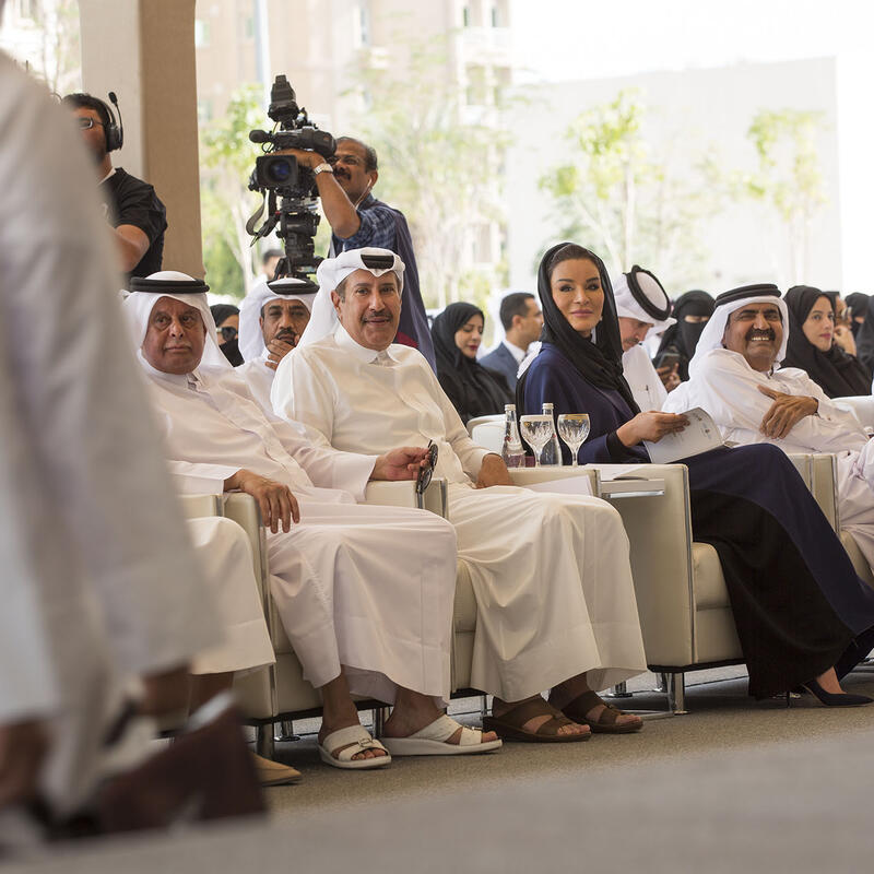 صاحبا السمو يشهدان الافتتاح الرسمي لمدرسة طارق بن زياد