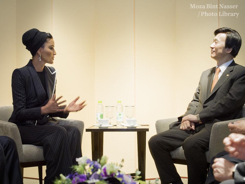 HH Sheikha Moza bint Nasser meets Korean Foreign Minister. HH Sheikha Moza bint Nasser meets Korean Foreign Minister.
