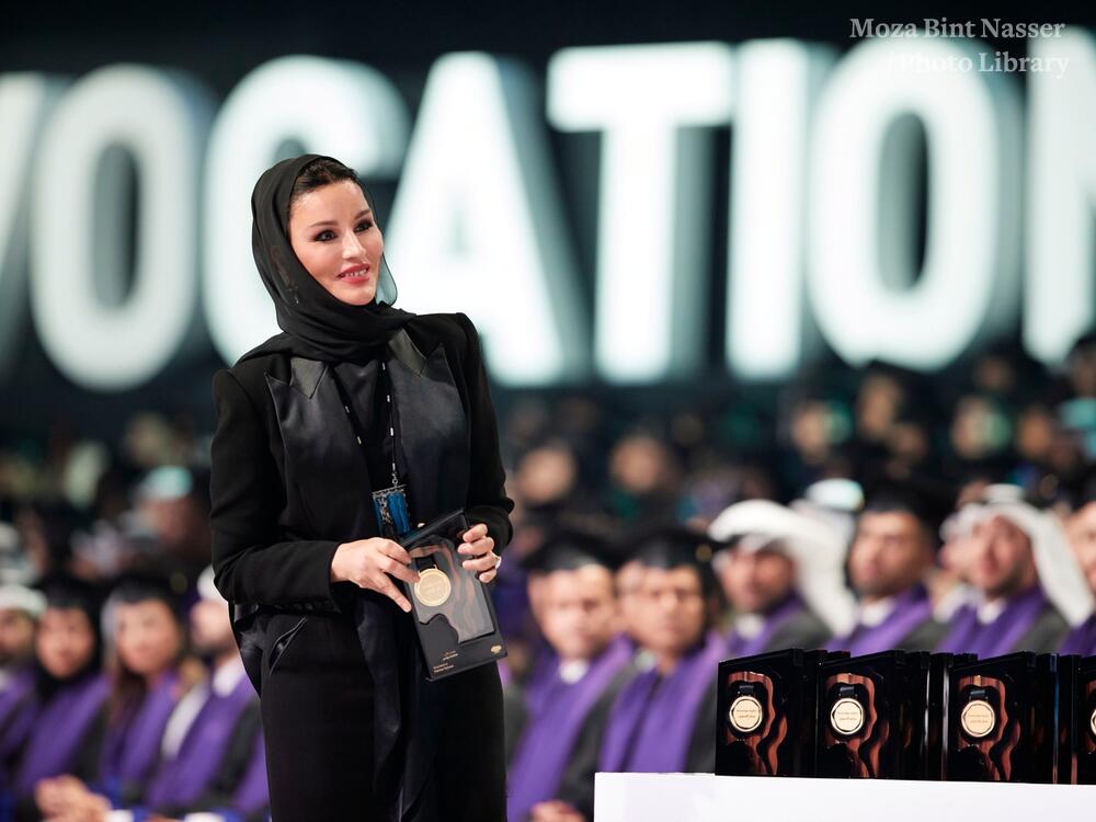 Her Highness Sheikha Moza bint Nasser | Her Highness Sheikha Moza bint ...