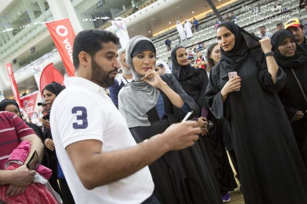 صاحبة السمو الشيخة موزا تشارك في فعاليات اليوم الرياضي للدولة في مؤسسة قطر