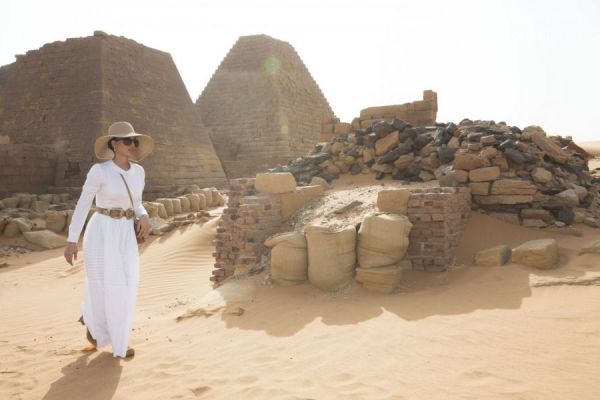 HH Sheikha Moza Visit Sudanese Pyramids