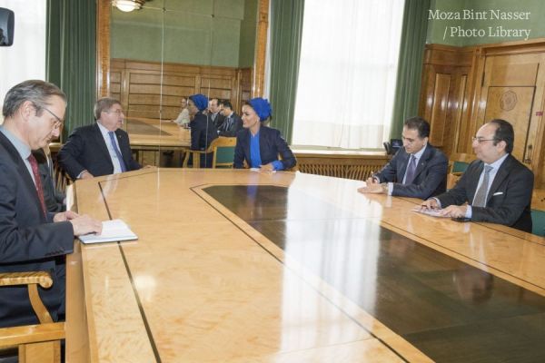 HH Sheikha Moza meets with President of International Olympic Committee 