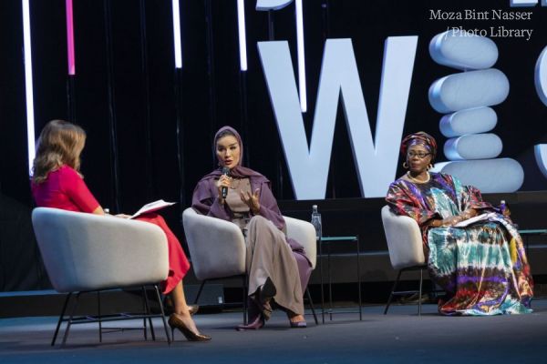 HH Sheikha Moza participates in EAA plenary session at WISE 2021